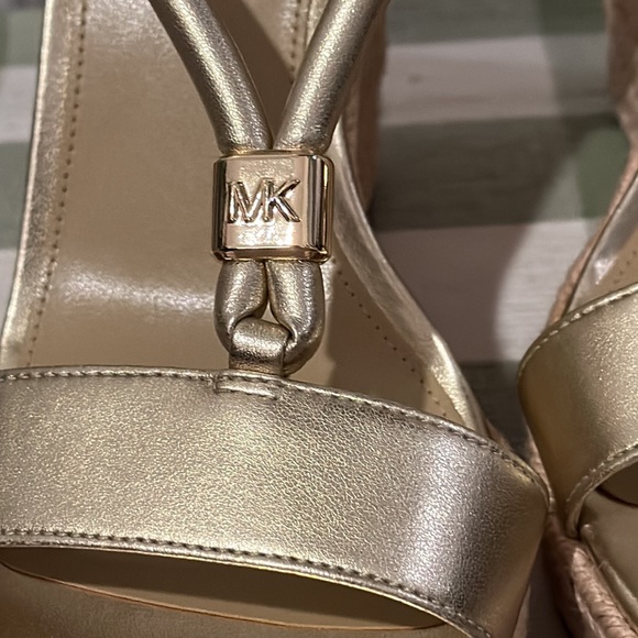 Authentic Michael Kors, Annie Strappy Platform Wedges - Picture 7 of 7